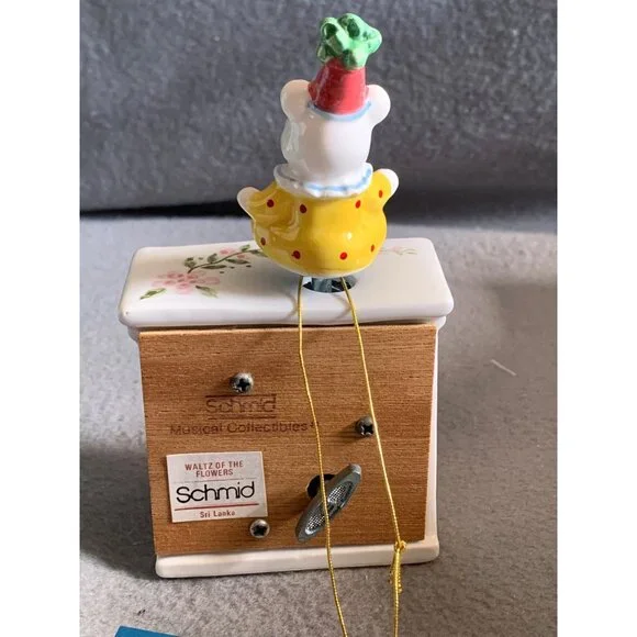 Vintage Schmid Yamada Music Box with Clown Bear & Piano - Picture 4 of 10